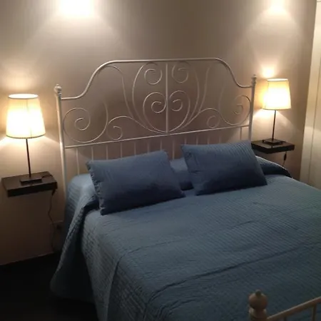 Giulio Cesare לינה וארוחת בוקר רומא